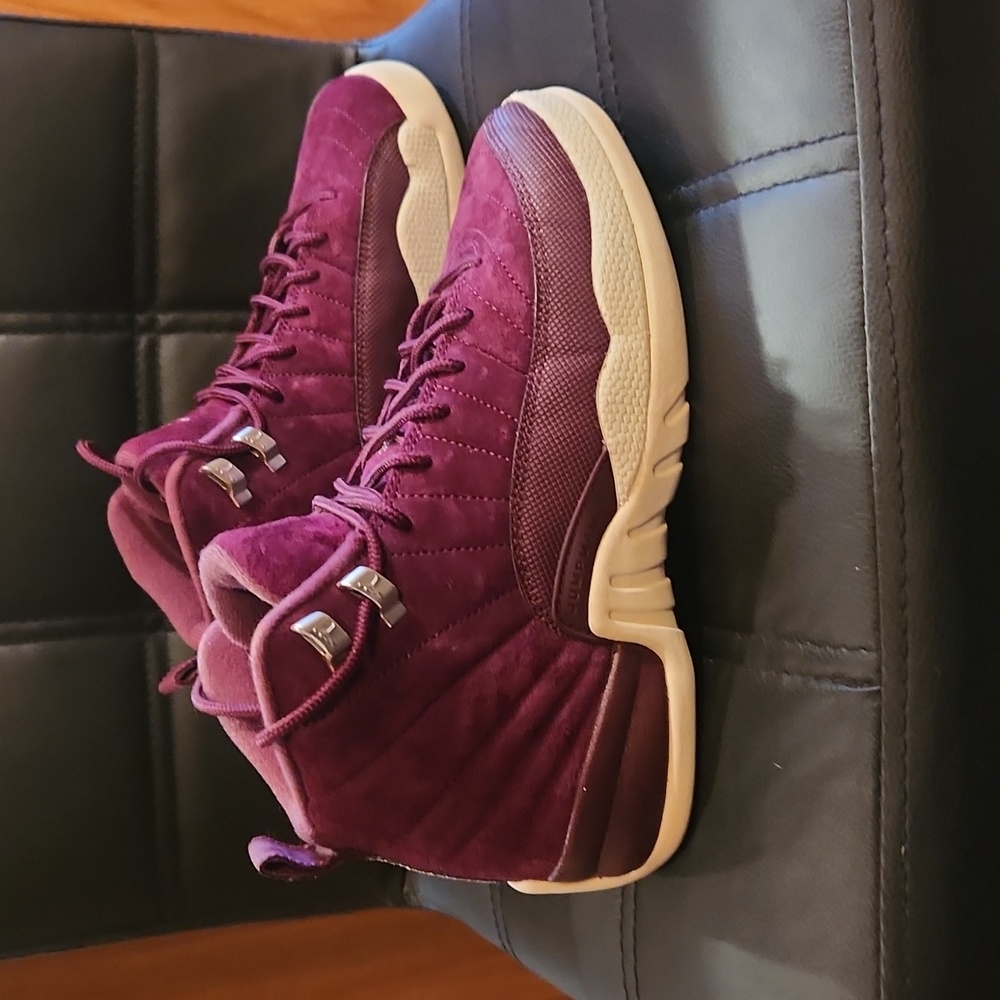 Boys/Women Jordan 12 Retro BG Bordeaux